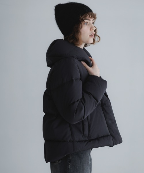 URBAN RESEARCH Sonny Label（アーバンリサーチサニーレーベル）の「撥水ショールカラーミディダウンコート（ダウンジャケット/コート・レディース・グレー系その他/ネイビー/ブラック・FREE）」の15枚目の写真