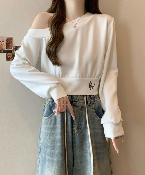 SEU(エスイーユー)の「長袖 ワンショルダー オフショルスウェット クロップドトップス 【オフィスカジュアル】【きれいめカジュアル】 レディース韓国風 春服 秋服 冬服(Tシャツ/カットソー・レディース・ブラック/グレー/ホワイト・フリー)」の6枚目の写真
