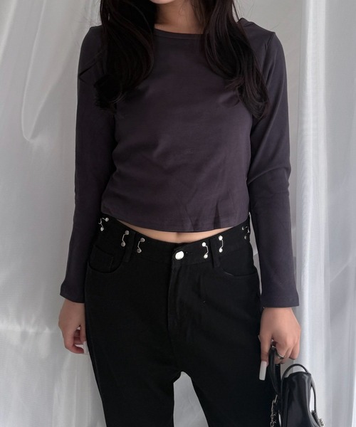 merrylatte(メリーラテ)の「Uネック ストレッチ ショート丈 タイト リブカットソー トップス(Tシャツ/カットソー・レディース・ホワイト/チャコールグレー/ライトグレー/ブラック・FREE)」の15枚目の写真