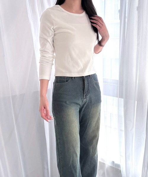 merrylatte(メリーラテ)の「Uネック ストレッチ ショート丈 タイト リブカットソー トップス(Tシャツ/カットソー・レディース・ホワイト/チャコールグレー/ライトグレー/ブラック・FREE)」の18枚目の写真