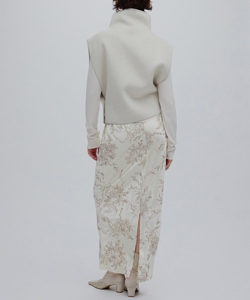 Ameri(アメリ)の「SEQUIN EMBROIDERY SATIN SKIRT(スカート・レディース・ブラウン/アイボリー/ブラック・MEDIUM/SMALL)」の12枚目の写真
