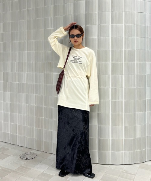Ameri(アメリ)の「SEQUIN EMBROIDERY SATIN SKIRT(スカート・レディース・ブラウン/アイボリー/ブラック・MEDIUM/SMALL)」の22枚目の写真