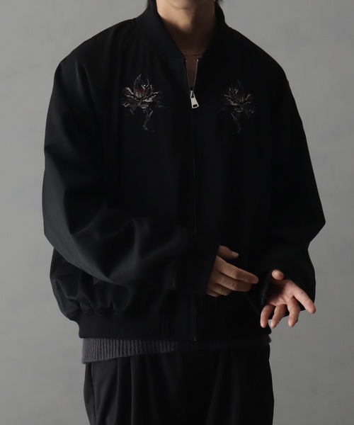 welise(ウェライズ)の「【welise/ウェライズ】-2026AW- 420gグレイスフルTR ”Icon Flower Embroidery" ショート丈スカジャン(スカジャン・メンズ・ブラック×ブルー/ブラック×レッド・S/M/L)」の15枚目の写真