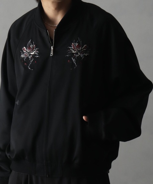 welise(ウェライズ)の「【welise/ウェライズ】-2026AW- 420gグレイスフルTR ”Icon Flower Embroidery" ショート丈スカジャン(スカジャン・メンズ・ブラック×ブルー/ブラック×レッド・S/M/L)」の13枚目の写真