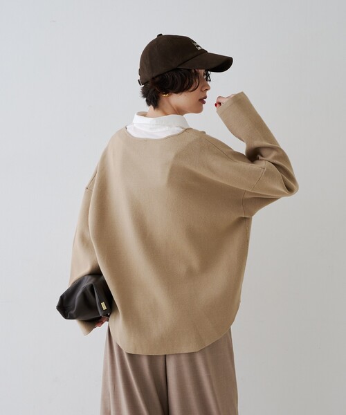 Rouge vif(ルージュヴィフ)の「レイヤード風シャツドッキングニットプルオーバー(ニット/セーター・レディース・チャコールグレー/ベージュ・フリー)」の12枚目の写真