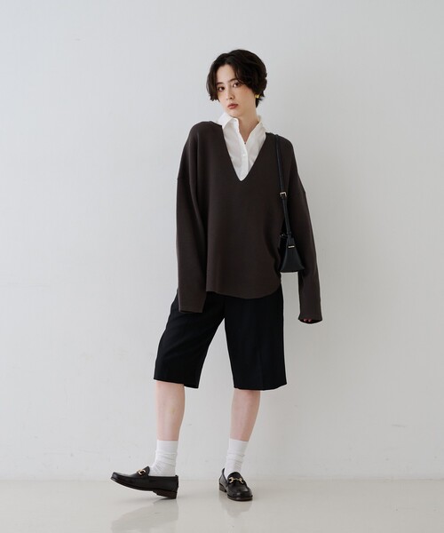 Rouge vif(ルージュヴィフ)の「レイヤード風シャツドッキングニットプルオーバー(ニット/セーター・レディース・チャコールグレー/ベージュ・フリー)」の16枚目の写真
