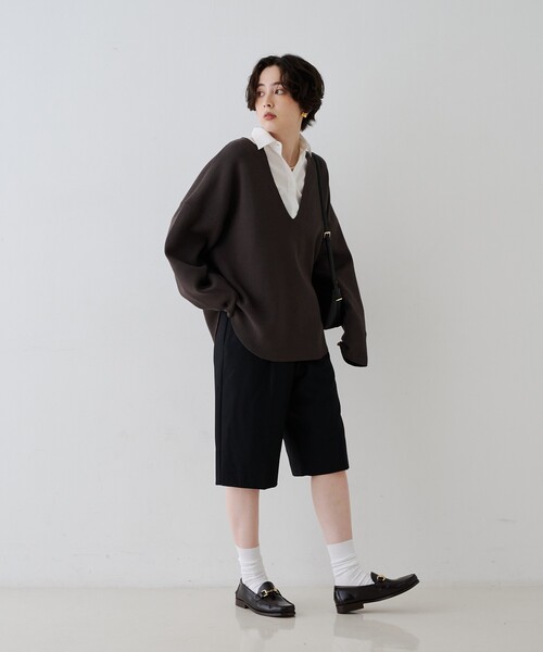 Rouge vif(ルージュヴィフ)の「レイヤード風シャツドッキングニットプルオーバー(ニット/セーター・レディース・チャコールグレー/ベージュ・フリー)」の20枚目の写真