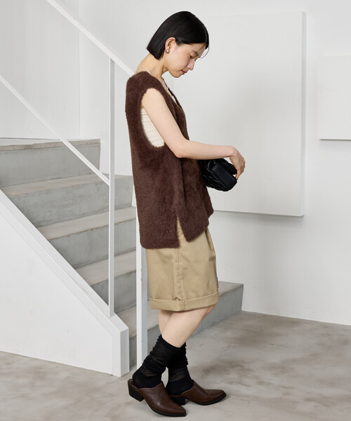 FREAK'S STORE(フリークスストア)の「フェザーヤーンベスト/ニットベスト(ベスト・レディース・ブラウン/ベージュ/オフホワイト・フリ-)」の17枚目の写真