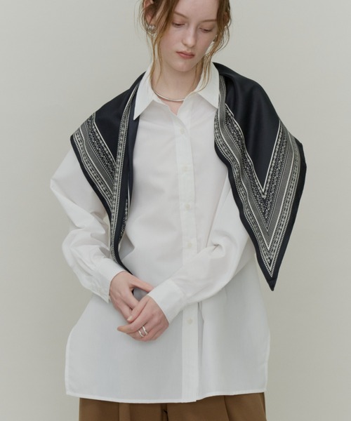 Plumel(プルメル)の「Basic Regular Collar Loose Shirt / ベーシックレギュラーカラーシャツ(シャツ/ブラウス・レディース・オフホワイト/チャコールグレー/ブラウン・MEDIUM)」の17枚目の写真