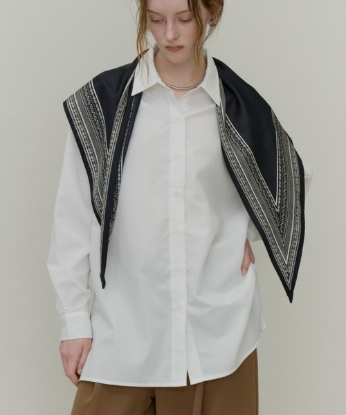 Plumel(プルメル)の「Basic Regular Collar Loose Shirt / ベーシックレギュラーカラーシャツ(シャツ/ブラウス・レディース・オフホワイト/チャコールグレー/ブラウン・MEDIUM)」の13枚目の写真