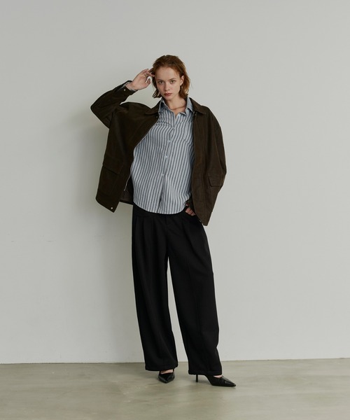 uchi.（ウチ）の「タックデザインカーブワイドスウェットパンツ（スウェットパンツ・レディース・ブラック/グレー・LARGE/MEDIUM/SMALL）」の8枚目の写真