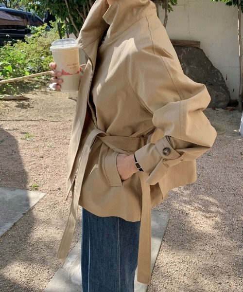 YUGA（ユーガ）の「YUGA_YGMC　　Korean-style  Short trench coat（トレンチコート・レディース・オフホワイト/ベージュ・FREE）」の15枚目の写真