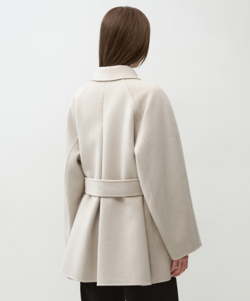 MUSINSA STANDARD WOMAN（ムシンサスタンダードウーマン）の「ウィメンズカシミヤブレンドハンドメイドハーフバルマカンローブコート[ダスティクリーム]（チェスターコート・レディース・その他・LARGE/MEDIUM/SMALL/X-SMALL）」の3枚目の写真