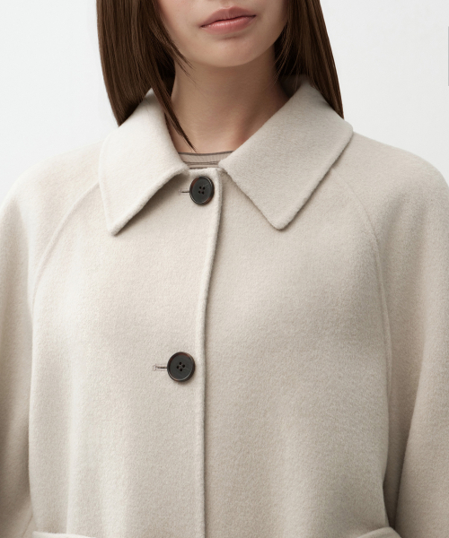 MUSINSA STANDARD WOMAN（ムシンサスタンダードウーマン）の「ウィメンズカシミヤブレンドハンドメイドハーフバルマカンローブコート[ダスティクリーム]（チェスターコート・レディース・その他・LARGE/MEDIUM/SMALL/X-SMALL）」の4枚目の写真