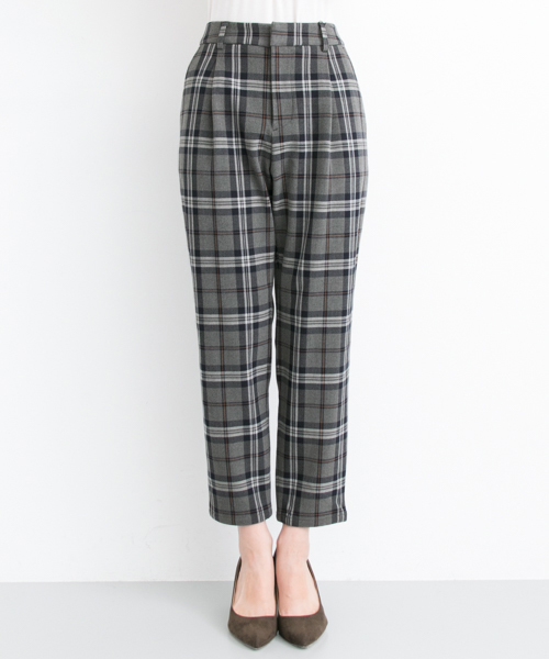 URBAN RESEARCH（アーバンリサーチ）の「 UR 起毛ウエストゴムテーパードパンツ（その他パンツ・レディース・ブラウン系その他/ライトグレー/チェック・38/36）」の7枚目の写真