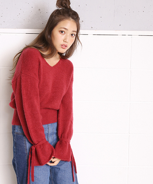 one after another NICE CLAUP（ワンアフターアナザーナイスクラップ）の「袖リボンもちもちニット（ニット/セーター・レディース・ピンク/レッド/アイボリー/ブラック・FREE）」の16枚目の写真