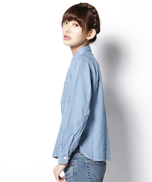 BEAMS BOY（ビームスボーイ）の「BEAMS BOY /　デニム ペニーワークシャツ **（シャツ/ブラウス・レディース・ブルー/ネイビー・ONE SIZE）」の4枚目の写真