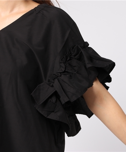 FREE'S MART（フリーズマート）の「Ｂａｃｋ釦フリルスリーブブラウス（シャツ/ブラウス・レディース・ブラック/ホワイト/ブラウン/ピンク・FREE）」の6枚目の写真