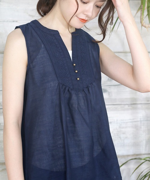 reca(レカ)の「コットン無地キャミソール(タンクトップ・レディース・ベージュ系その他/カーキ/チャコールグレー/グレー/オフホワイト/ネイビー/ブラック・L/LL/M)」の14枚目の写真