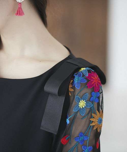 tocco closet（トッコ　クローゼット）の「リボン付きフラワー刺繍入りシースルースリーブワンピース（ワンピース・レディース・ブラック/ネイビー/その他/ベージュ・M）」の18枚目の写真