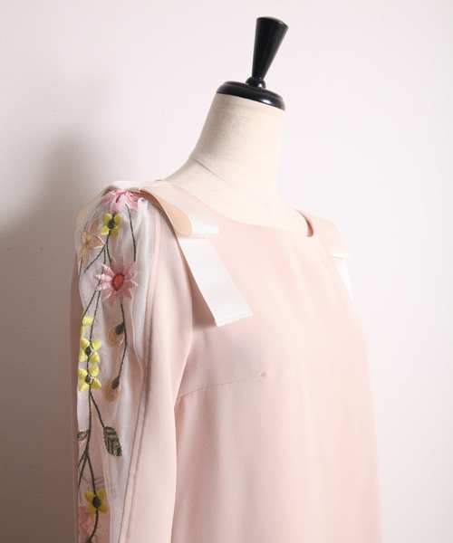 tocco closet（トッコ　クローゼット）の「リボン付きフラワー刺繍入りシースルースリーブワンピース（ワンピース・レディース・ブラック/ネイビー/その他/ベージュ・M）」の22枚目の写真