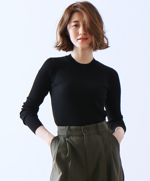 36Quatre-Neuf（カトルナフ）の「ハイゲージリブニット【BAILA 2017年11月号 P.61掲載】（ニット/セーター・レディース・レッド/ベージュ/グリーン系その他3/チャコールグレー/ブラック/その他1・FREE）」の2枚目の写真