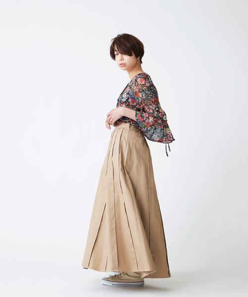 Velvet BY NOISE MAKER（ベルベッドバイノイズメーカー）の「ハイウエストタックマキシスカート（スカート・レディース・ベージュ/レッド/カーキ・FREE）」の18枚目の写真