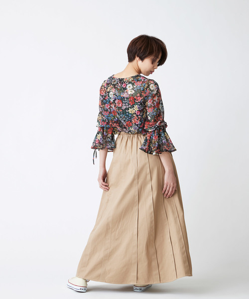 Velvet BY NOISE MAKER（ベルベッドバイノイズメーカー）の「ハイウエストタックマキシスカート（スカート・レディース・ベージュ/レッド/カーキ・FREE）」の13枚目の写真