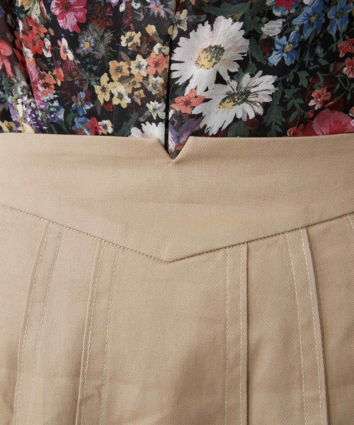 Velvet BY NOISE MAKER（ベルベッドバイノイズメーカー）の「ハイウエストタックマキシスカート（スカート・レディース・ベージュ/レッド/カーキ・FREE）」の21枚目の写真