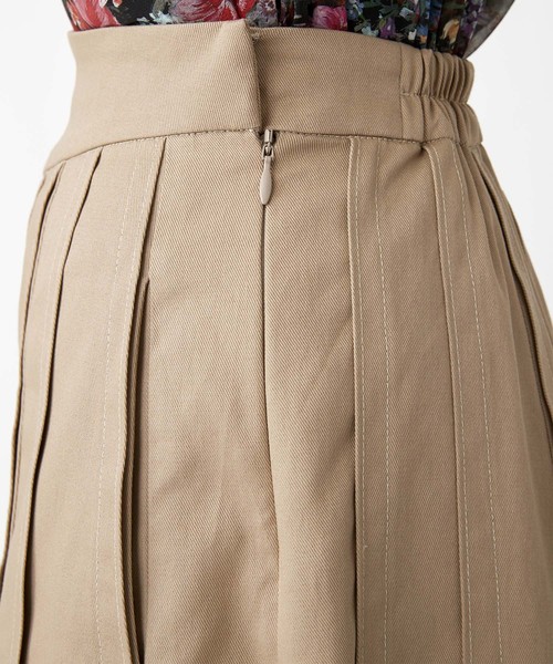 Velvet BY NOISE MAKER（ベルベッドバイノイズメーカー）の「ハイウエストタックマキシスカート（スカート・レディース・ベージュ/レッド/カーキ・FREE）」の9枚目の写真