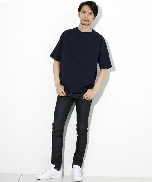 United Athle（ユナイテッドアスレ）の「【UNITED ATHLE】5.6ozビックシルエットポケTシャツ/05008-01（Tシャツ/カットソー・メンズ・ホワイト/ブラック/ネイビー/グレー・SMALL/MEDIUM/LARGE/4）」の16枚目の写真