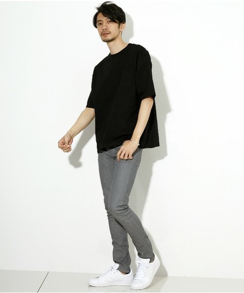 United Athle（ユナイテッドアスレ）の「【UNITED ATHLE】5.6ozビックシルエットポケTシャツ/05008-01（Tシャツ/カットソー・メンズ・ホワイト/ブラック/ネイビー/グレー・SMALL/MEDIUM/LARGE/4）」の15枚目の写真