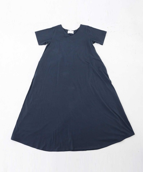 antiqua(アンティカ)の「綿100%Aラインロングワンピース(ワンピース・レディース・ブラック/カーキ/ネイビー/ブラウン系その他/ブルー系その他/イエロー系その他/カーキオリーブ/グレー系その他/オレンジ系その他・FREE)」の14枚目の写真