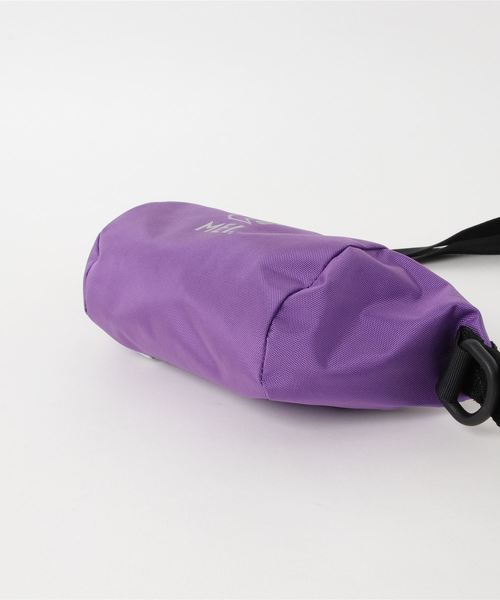 MEI（メイ）の「【MEI】ボディバッグ MINIMUM MOO（ボディバッグ/ウエストポーチ・レディース・パープル/オリーブ/ピンク/イエロー/ブラック/レッド・FREE）」の8枚目の写真