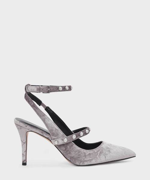 CHARLES & KEITH(チャールズ & キース)の「パールディーテルアンクルストラップヒール / PEARL DETAIL ANKLE STRAP HEELS(パンプス・レディース・ブラック/グレー/オリーブ・22.5cm/23cm/23.5cm/24.5cm/25cm/25.5cm/25㎝)」の2枚目の写真