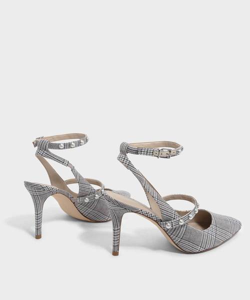CHARLES & KEITH(チャールズ & キース)の「パールディーテルアンクルストラップヒール / PEARL DETAIL ANKLE STRAP HEELS(パンプス・レディース・ブラック/グレー/オリーブ・22.5cm/23cm/23.5cm/24.5cm/25cm/25.5cm/25㎝)」の18枚目の写真