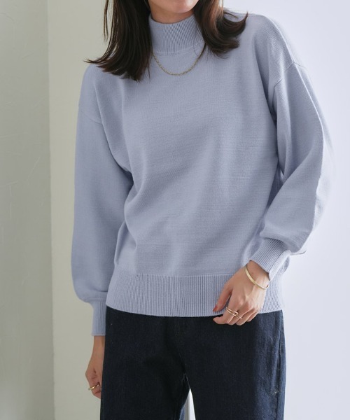 Pierrot（ピエロ）の「もっちりカシミアタッチボリュームスリーブニット（ニット/セーター・レディース・ブラック/杢グレー/ブラウン/ベージュ系その他/カーキ/インディゴブルー/マスタード/ボルドー/グレイッシュベージュ/オフホワイト/ラベンダー/イエロー/ライトピンク/ミント/ホワイト×ブラック/ライトブルー・M/L）」の11枚目の写真