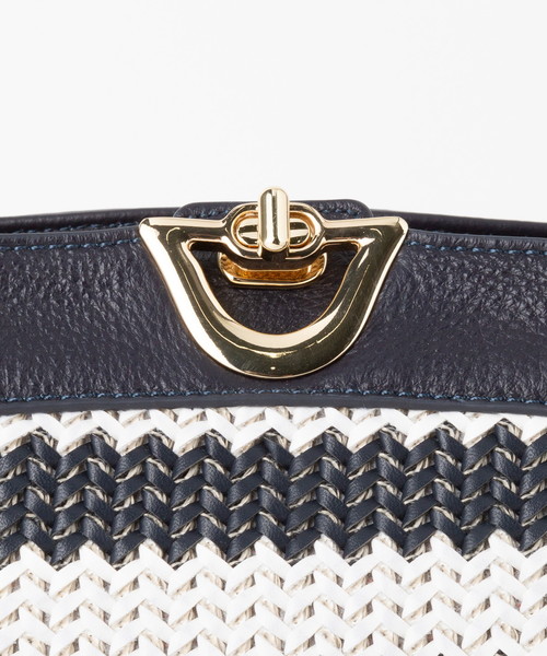 HELIOPOLE（エリオポール）の「GRES: ルネット ミニショルダーバッグ（ショルダーバッグ・レディース・ホワイト/ベージュ・F）」の12枚目の写真