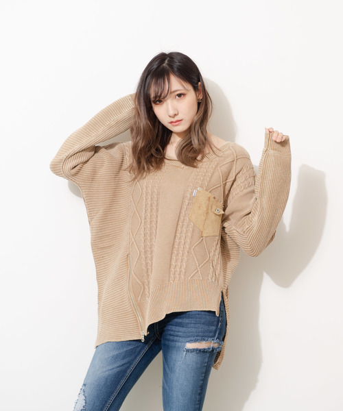 GGD(ジージーディー)の「Roger&Raw/ケーブルアシメポケ付P/O(ニット/セーター・レディース・グレー/ライトブルー/ベージュ/ホワイト/カーキ・M)」の3枚目の写真