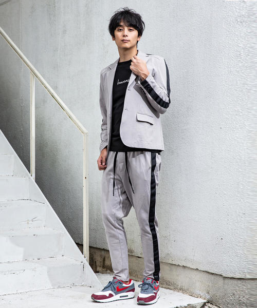 hummel(ヒュンメル)の「hummel(ヒュンメル)ラインジャケット(テーラードジャケット・メンズ・ブラック/グレー・SMALL/MEDIUM/LARGE)」の3枚目の写真