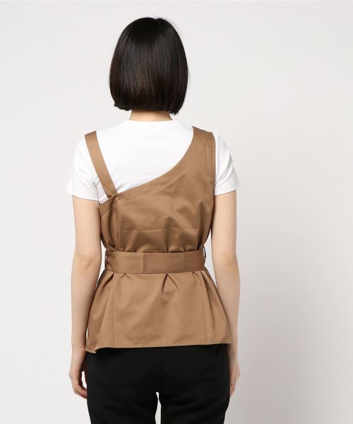 KOBE LETTUCE（コウベレタス）の「2WAYツイル素材ウエストリボンワンショルダートップス（シャツ/ブラウス・レディース・ブラック/ベージュ/ダークオレンジ・FREE）」の5枚目の写真