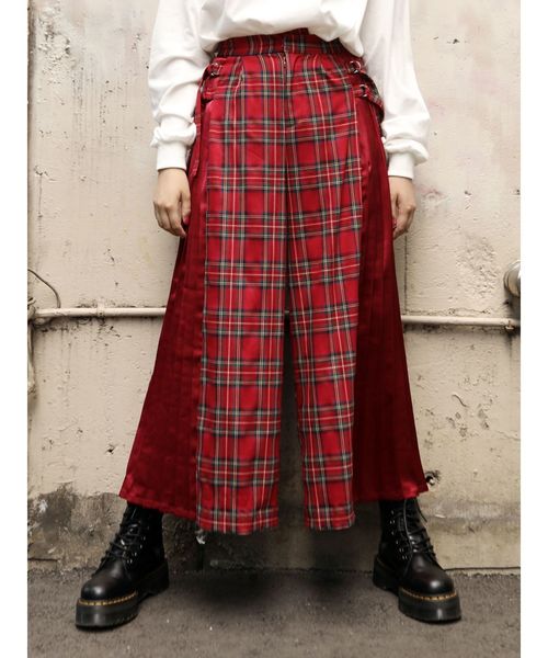 jouetie（ジュエティ）の「サイドプリーツワイドパンツ（その他パンツ・レディース・ブラック/レッド/ブルー/ベージュ・MEDIUM）」の4枚目の写真