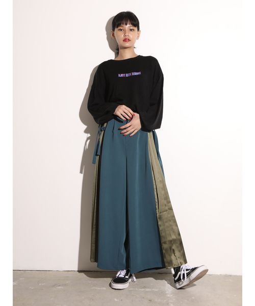 jouetie（ジュエティ）の「サイドプリーツワイドパンツ（その他パンツ・レディース・ブラック/レッド/ブルー/ベージュ・MEDIUM）」の5枚目の写真