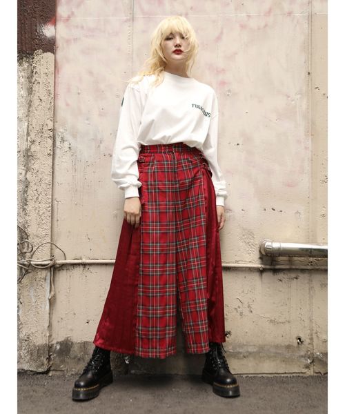 jouetie（ジュエティ）の「サイドプリーツワイドパンツ（その他パンツ・レディース・ブラック/レッド/ブルー/ベージュ・MEDIUM）」の10枚目の写真