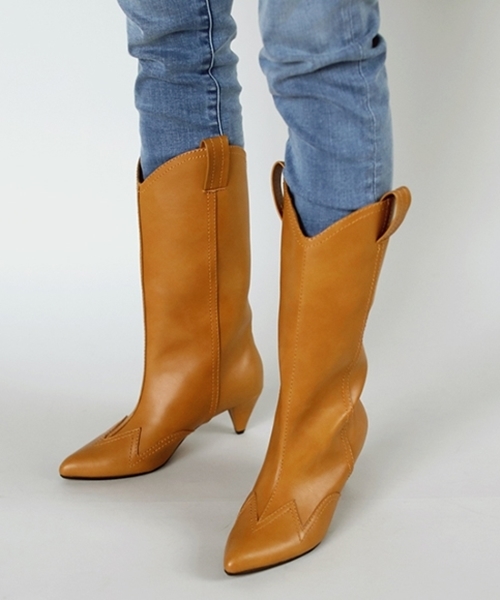 LE VERNIS（ル・ベルニ）の「Le Vernis(ルベルニ)レディウエスタン（ブーツ）」 WEAR