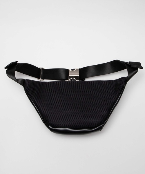 WEGO（ウィゴー）の「WEGO/リングジップフェイクレザーウエストバッグ（ボディバッグ/ウエストポーチ・レディース・ブラック/パープル/シルバー・FREE）」の14枚目の写真