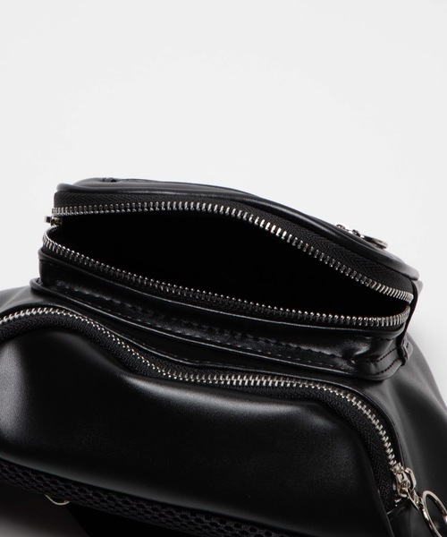 WEGO（ウィゴー）の「WEGO/リングジップフェイクレザーウエストバッグ（ボディバッグ/ウエストポーチ・レディース・ブラック/パープル/シルバー・FREE）」の18枚目の写真