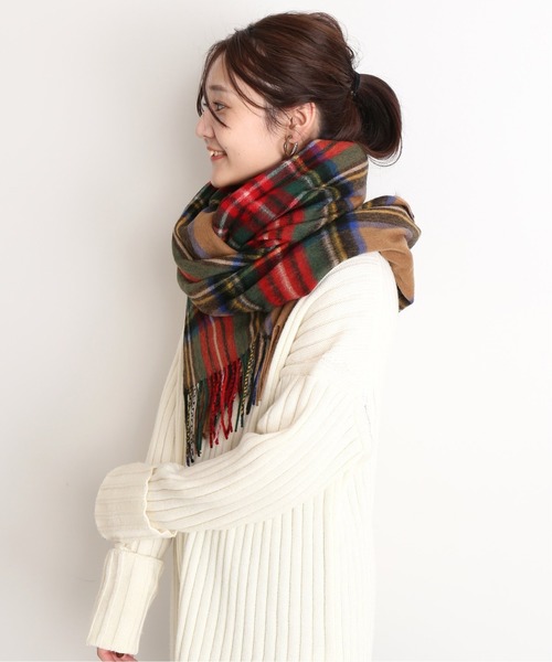 SLOBE IENA(スローブイエナ)の「TWEEDMILL TARTAN チェックストール◆(ストール/ショール・レディース・ホワイト/ネイビー/グレー/キャメル・FREE)」の22枚目の写真