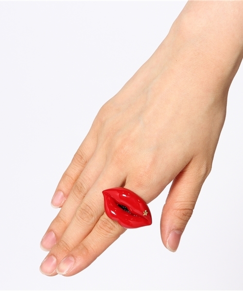 Ray BEAMS(レイビームス)の「【sweet 11月号 掲載】THROW A KISS / LIP スター リング(リング・レディース・レッド・13号)」の4枚目の写真