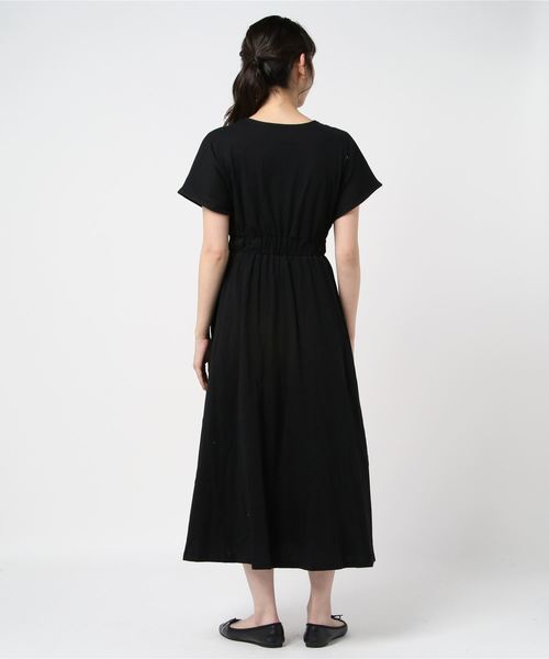 Lace Ladies（レースレディース）の「シンプル無地ウエストシャーリングマキシワンピース（ワンピース・レディース・ブラック/ネイビー/グレー/ベージュ/ブルーグレー/グリーン・FREE）」の17枚目の写真